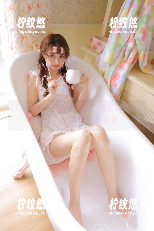 在17c上翻看黑料，免费送你一袋子槽点，反正闲着也是闲着。