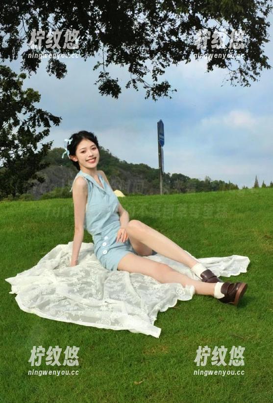 别再说没时间，快来看“51cg4.fun”视频里的不靠谱草莓蛋糕