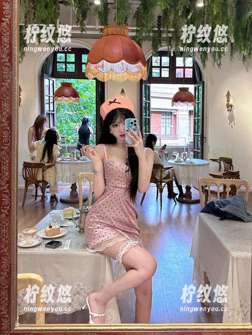 一边晒太阳一边吃瓜，下载安装个吃瓜网，简直是完美周末！