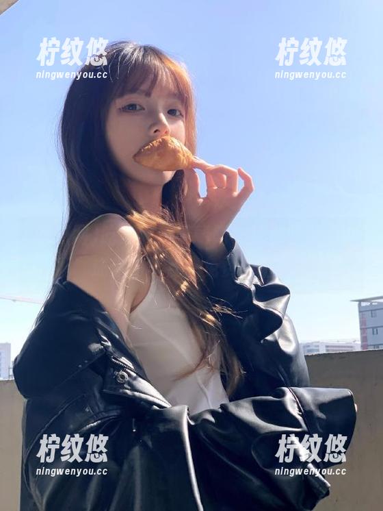 吃瓜网携手朝阳，把那些八卦变成你的早餐，免费奉上！