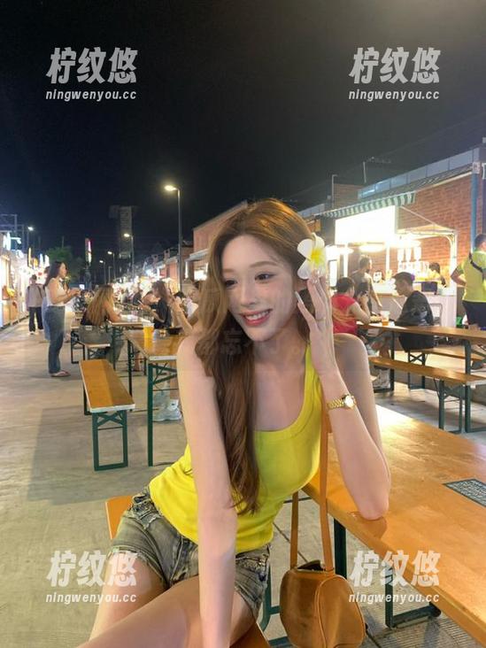 呸，吃瓜网里的黑料分享这辈子我都忘不了。