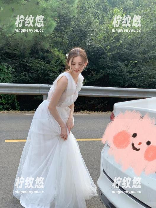 吃瓜网新发布的APP，用户体验秒杀朋友圈的流量竞争！