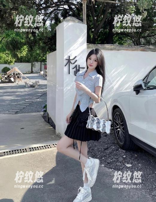 黑料不打烊 黑料不打烊万里长征今天又更新了,沉浸在这波瓜里的时候是怎样的呢?