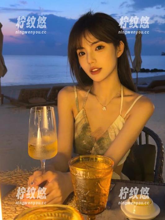 有种“黑料不打烊app”的心情，就是想把所有瓜都搬回家慢慢啃，呵！