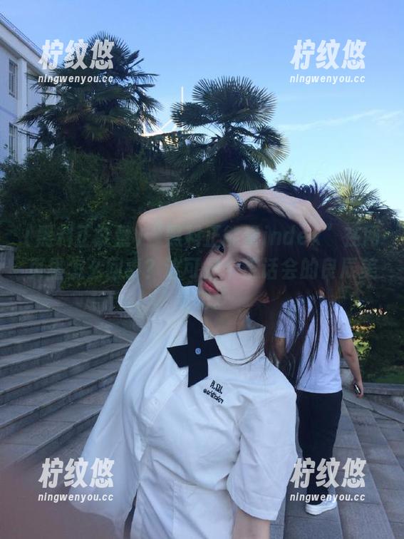 “黑料正能量index”在网页里怎么回事？这可是个茶话会的良辰美景啊。